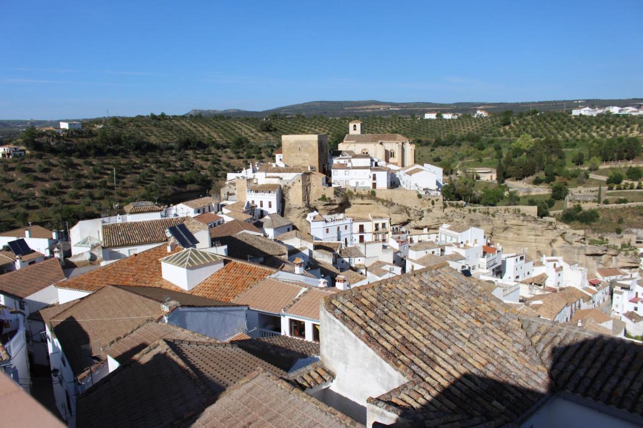 Alojamiento Rural Carmen Setenil De Las Bodegas Exterior foto